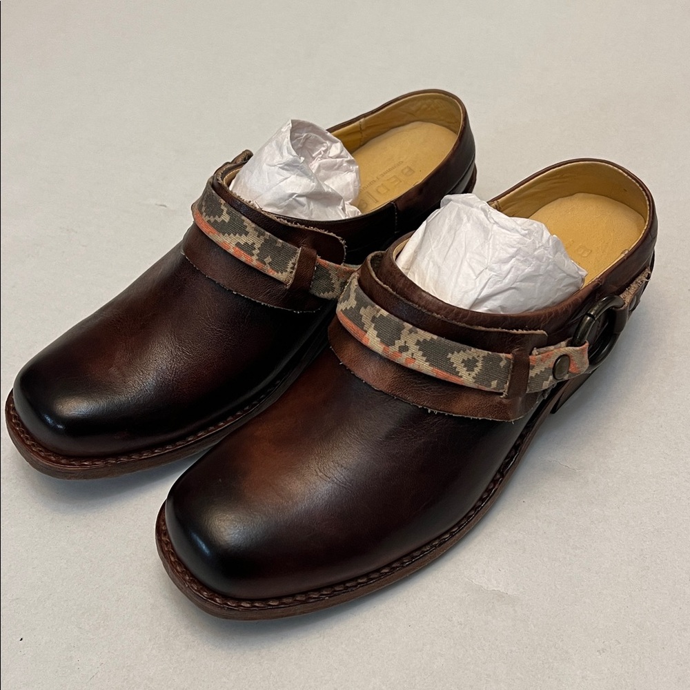 BED|STU TRIAD DISTRESSED BROWN LEATHER HARNESS MULE WOMENS SIZE 7